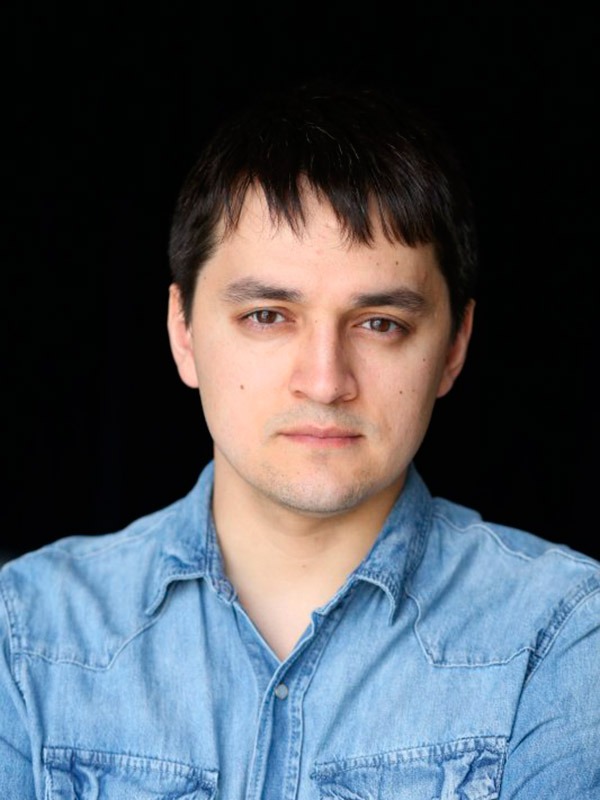 Денис Хуснияров